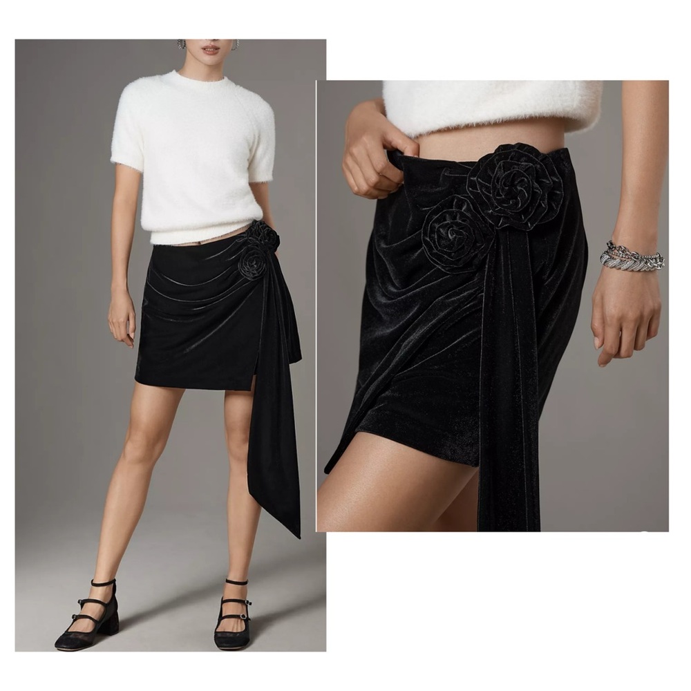 Anthropologie • Avec Les Filles • Velvet Rosette Mini Skirt